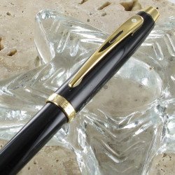 Stylo Plume Moyenne Sheaffer® "Serie 100" Laque Noire Doré